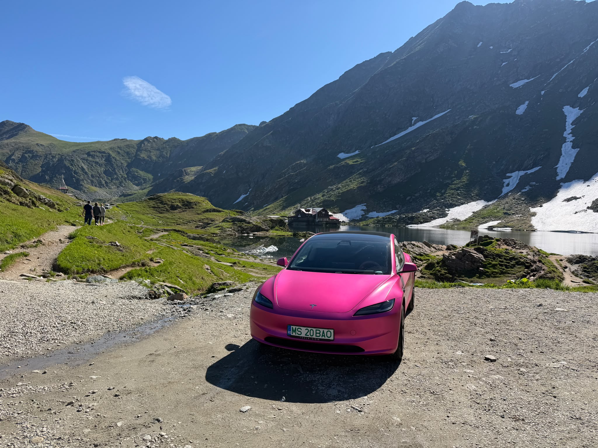 Roza — the pink Tesla at Bâlea Lac in the Făgăraș mountains