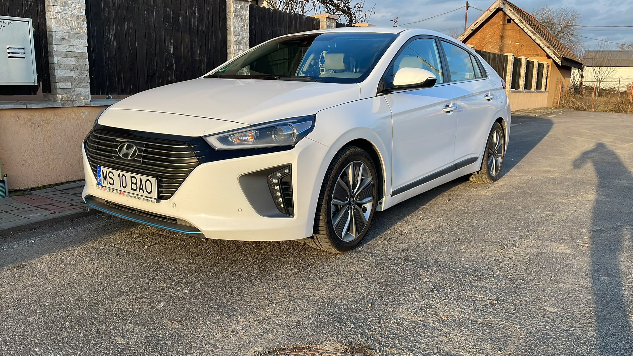 Ioniq — Eco · Hyundai